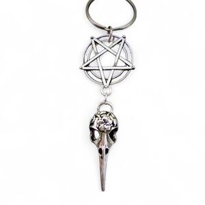 NEW! Raven Bird Skull Pentacle Keychain Silver Tone